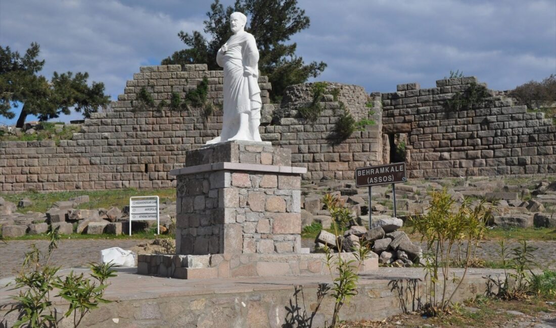 Çanakkale’nin Ayvacık ilçesine bağlı Behramkale köyü sınırları içinde yer alan