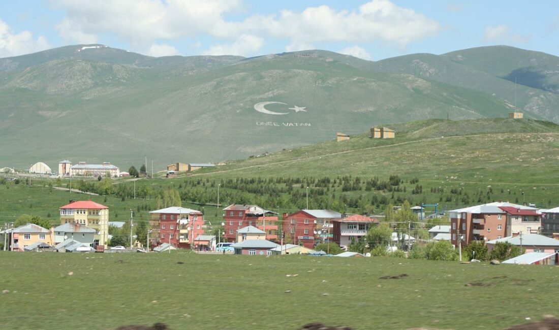 Türkiye’nin nüfus bakımından en küçük ili olan Ardahan’daki Yalnızçam Dağı’na