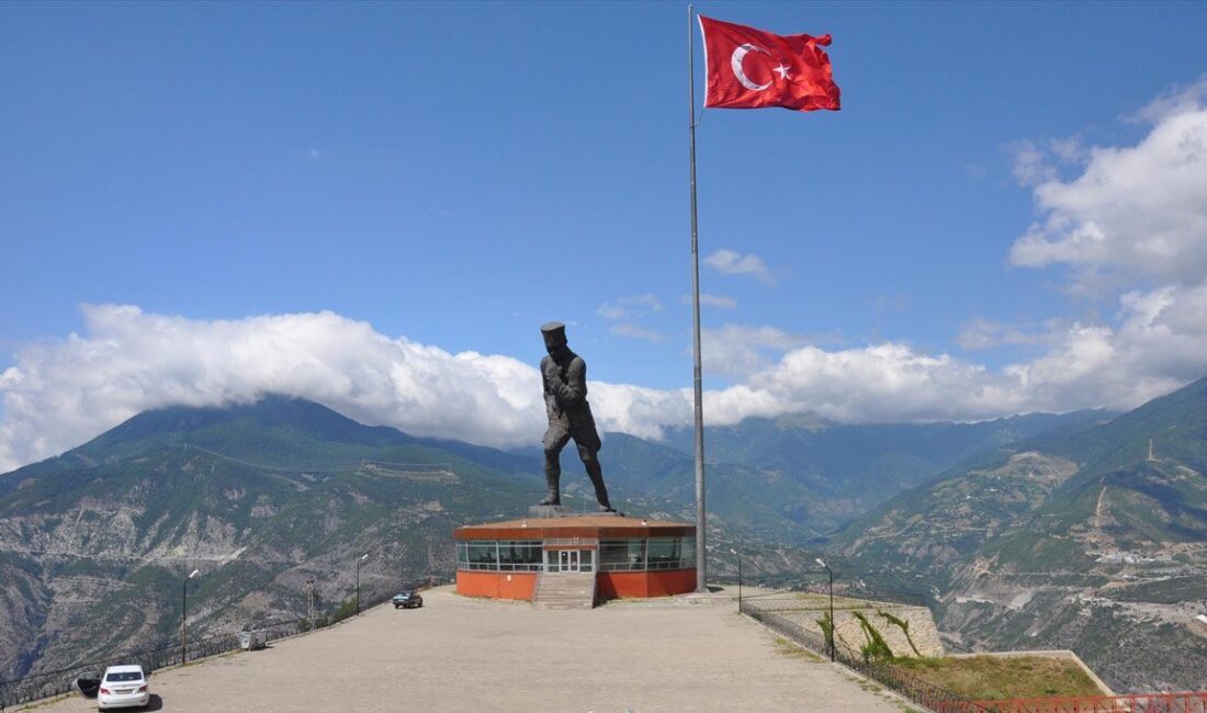 Sıtkı Kahvecioğlu Vakfı tarafından yaptırılarak 19 Mayıs 2012’de açılışı yapılan