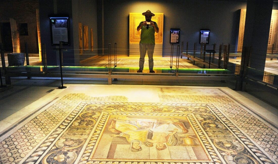 Gaziantep’te “dünyanın en büyük mozaik müzesi” unvanına sahip Zeugma Mozaik