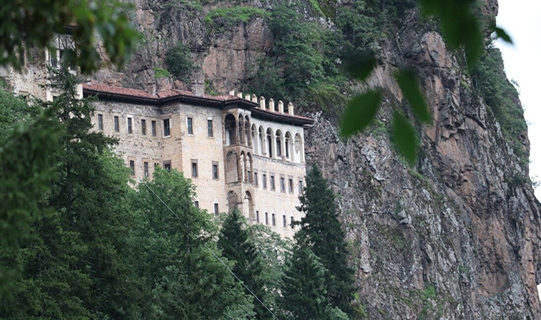 Kültür ve Turizm Bakanı Mehmet Ersoy, restorasyonu devam eden Türkiye’nin