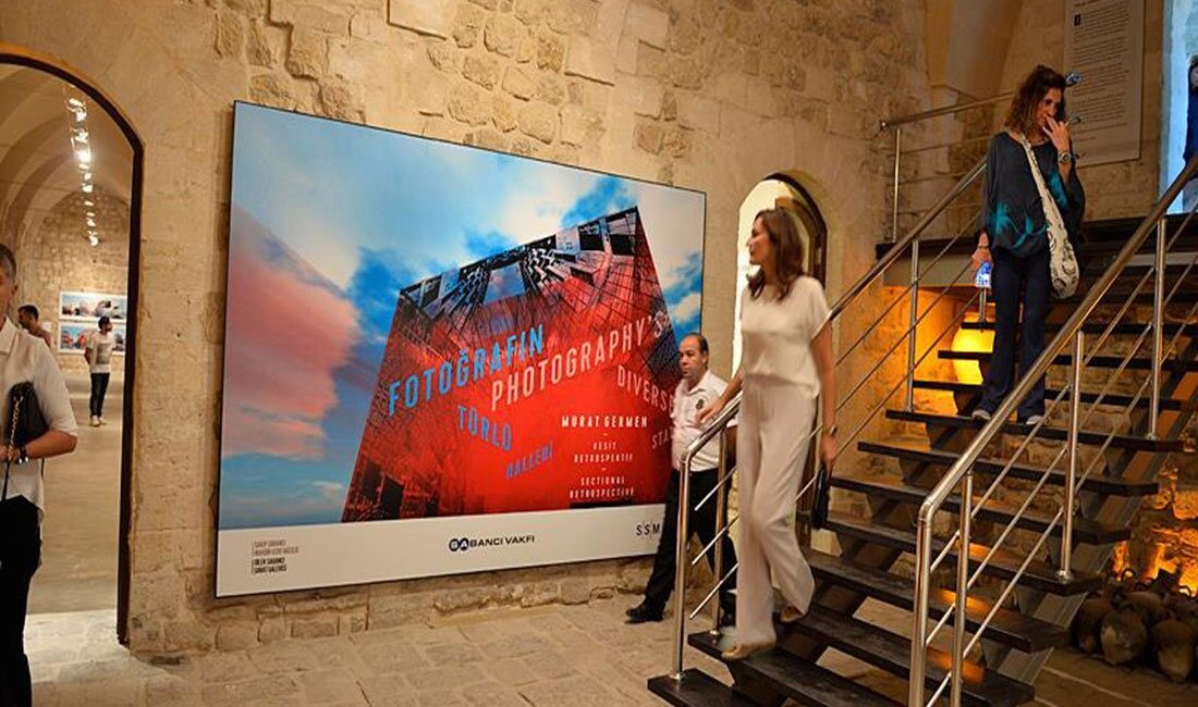 Mardin ilinde Fotoğraf Sanatçısı Murat Germen’in aralarında aşırı kentleşmenin etkileri,