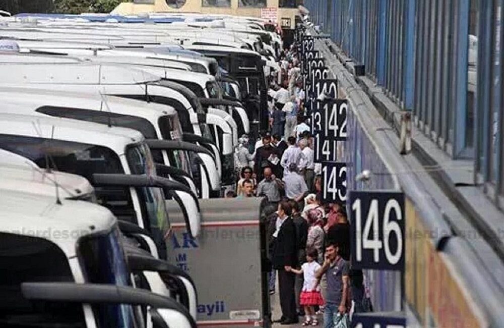 Okulların yarı yıl tatiline girmesiyle turizm sektöründe yaşanan hareketlenme otobüs