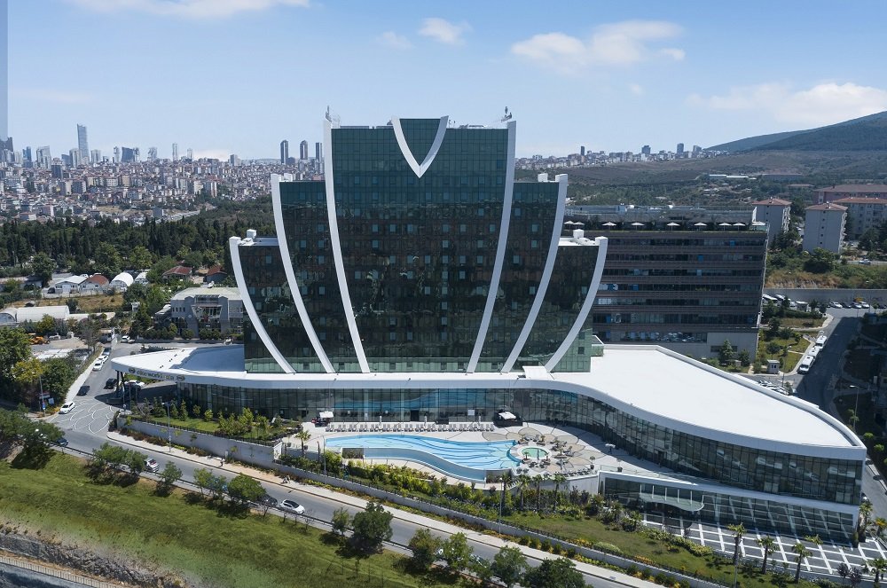 Elite World Hotels, Covid-19 pandemisi sebebiyle kısa bir mola verdiği