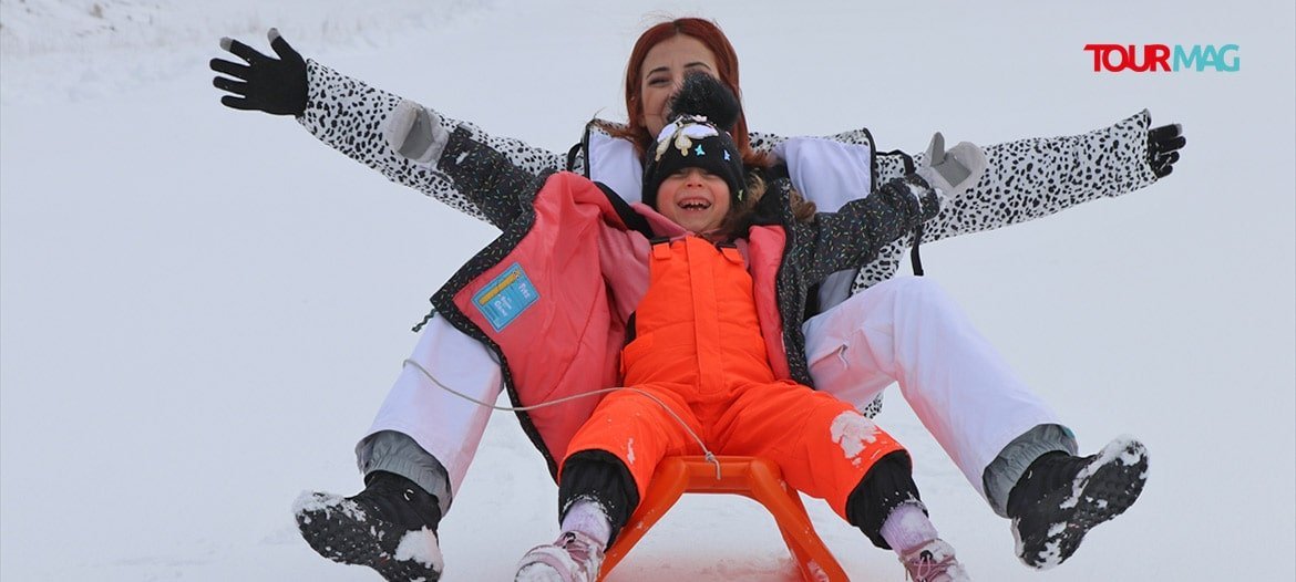 Sezon açılışı yetersiz kar yağışı nedeniyle 25 Aralık’a ertelenen Kartalkaya