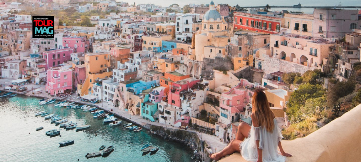 Napoli Körfezi’nin minik, şaşırtıcı, renkli adası Procida, 2022 ‘İtalya Kültür