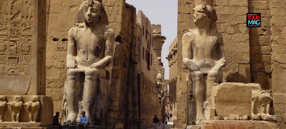 Mısır’daki ikonik Büyük Ramses Tapınağı, yüksek çözünürlüklü sanal bir ortam