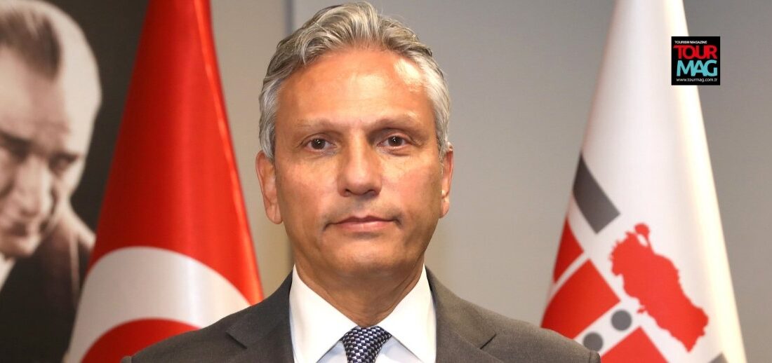 Pandeminin en ağır etkilediği sektörlerin başında turizmin geldiğini ve seyahat