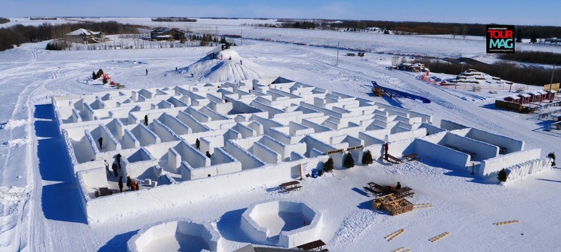 Kanada’nın Manitoba kentindeki dünyanın en büyük ve 3 kilometrelik kar