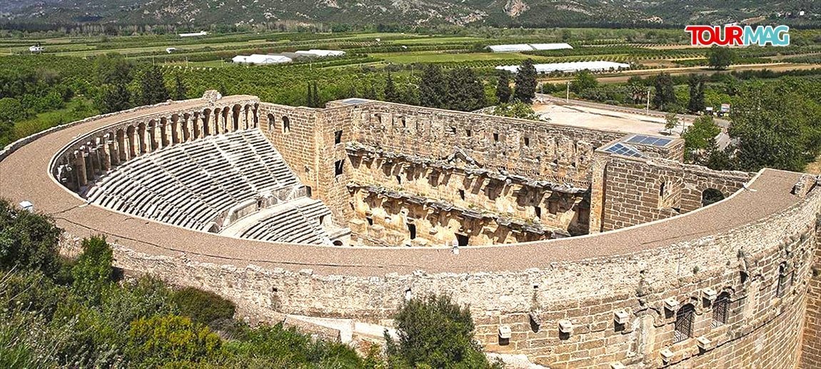Her yıl binlerce turiste ve kültürel etkinliklere ev sahipliği yapan,