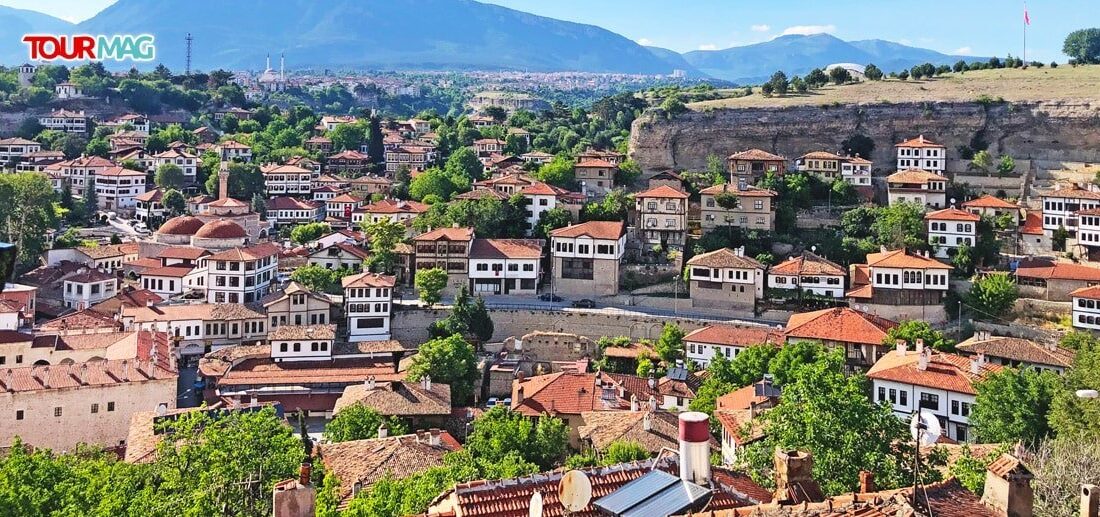 UNESCO Dünya Mirası Listesi’ne 1994 yılında Truva, Efes, Ani gibi
