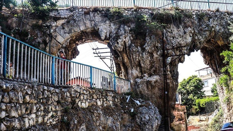 Farklı din, mezhep ve etnik kültürden insanların asırlardır barış ve