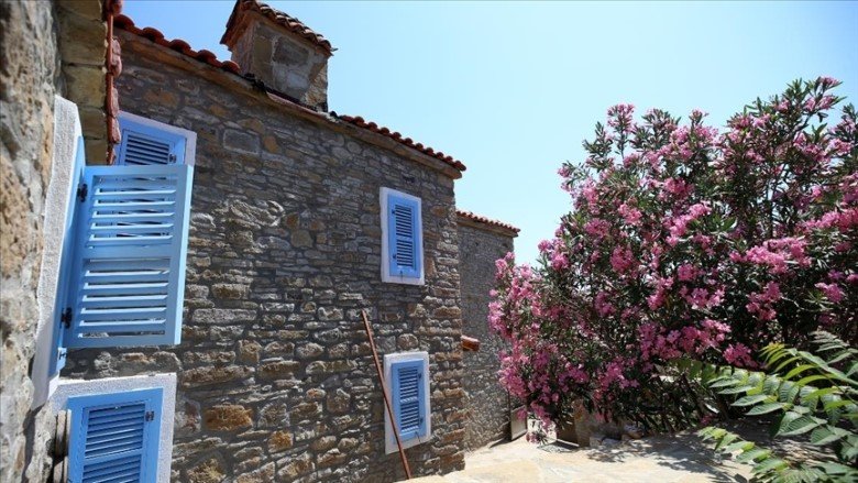 “Dünyanın ilk sakin adası” unvanına sahip Çanakkale’nin Gökçeada ilçesinde, fazla