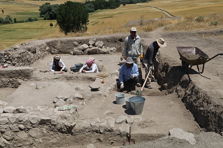Yozgat’ın Sorgun ilçesine bağlı Peyniryemez köyündeki 5 bin 500 yıllık
