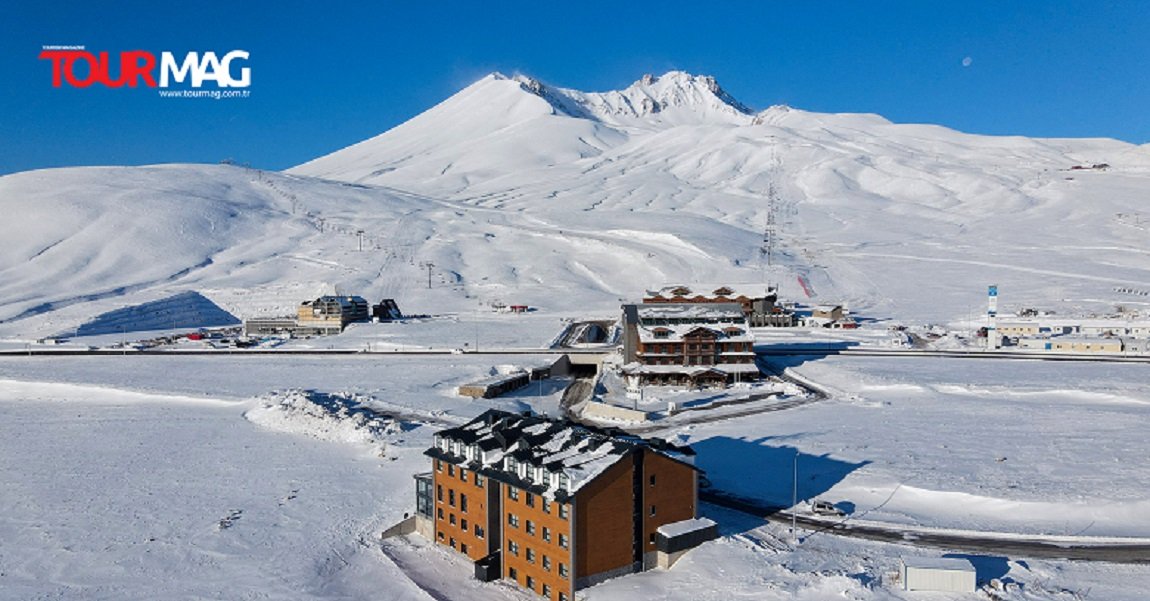 Türk turizmine değer katacak kalitede otellerin yapıldığı Erciyes Kayak Merkezi’nde