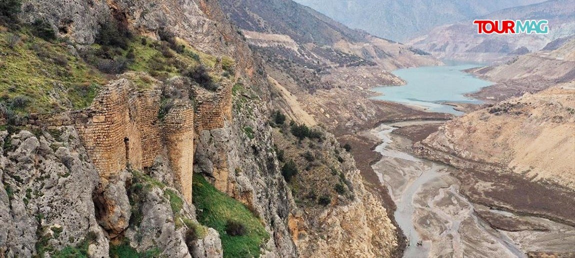 “Saklı cennet” olarak adlandırılan Artvin; şelaleleri, milli parkları, zengin fauna