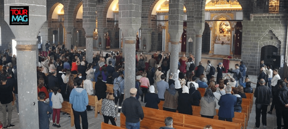 Diyarbakır’ın Sur ilçesinde terör saldırılarında zarar gören ve restorasyonu tamamlanarak