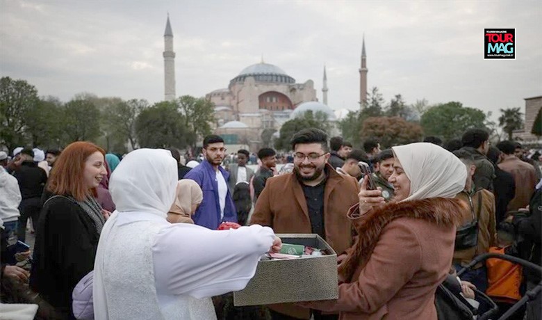 Ayasofya Camii'nde bayram namazı Tourmag tourmag-ayasofya-camiinde-bayram-namazi