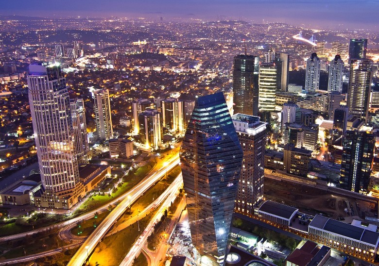 İstanbul, tüm dünyadan her yıl milyonlarca turisti kendisine çeken inanılmaz