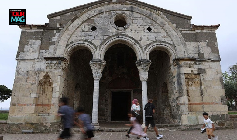 Tarihi ve doğal güzellikleriyle Doğu Karadeniz’in önemli turizm merkezlerinden Trabzon’a