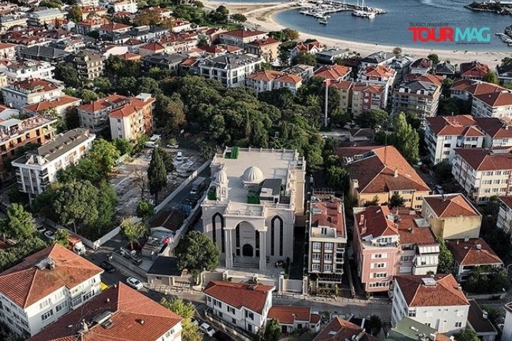 Cumhurbaşkanı Erdoğan’ın da katıldığı törenle 2019’da temeli atılan İstanbul’daki Mor