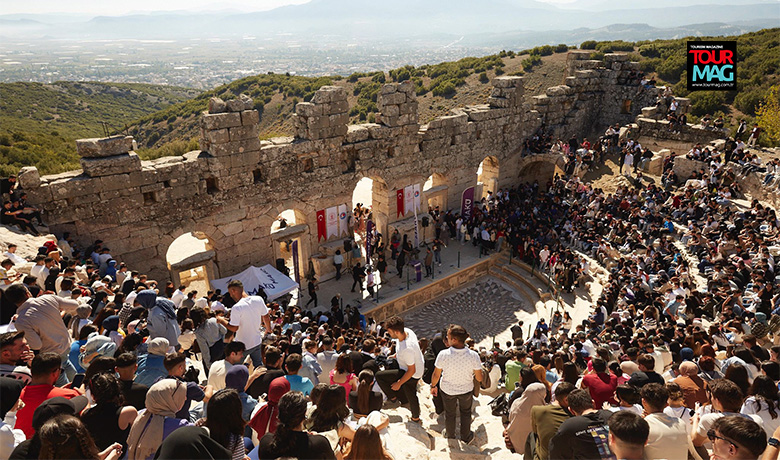 Aynı zamanda turizm sektörü temsilcilerini de bir araya getirmeyi amaçlayan