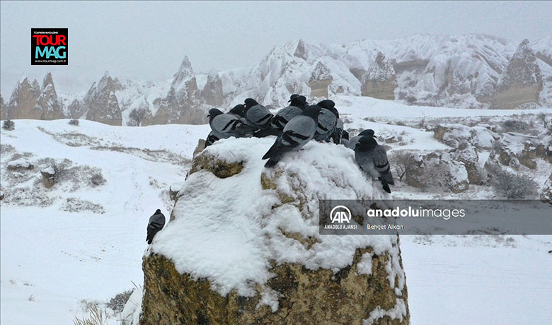 Turistler kar güzelliği eklenen Kapadokya'yı gezdi Tourmag tourmag-turistler-kar-guzelligi-eklenen-kapadokyayi-gezdi