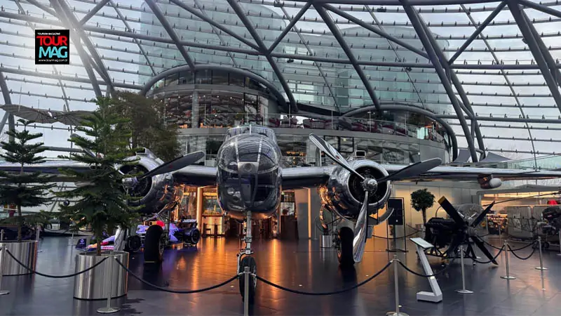 tourmag-avusturya-merkezli-enerji-icecegi-markasi-red-bullun-salzburg-havalimaninda-yer