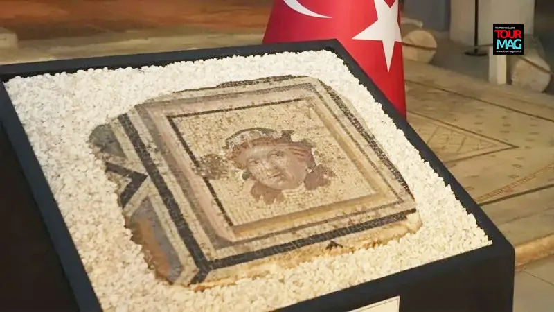 çingene kızı mozaiği Tourmag tourmag-cingene-kizi-mozaigi