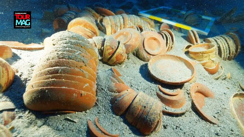 Akdeniz'den 2 bin 100 yıllık sofra takımı çıktı Tourmag tourmag-akdenizden-2-bin-100-yillik-sofra-takimi-cikti